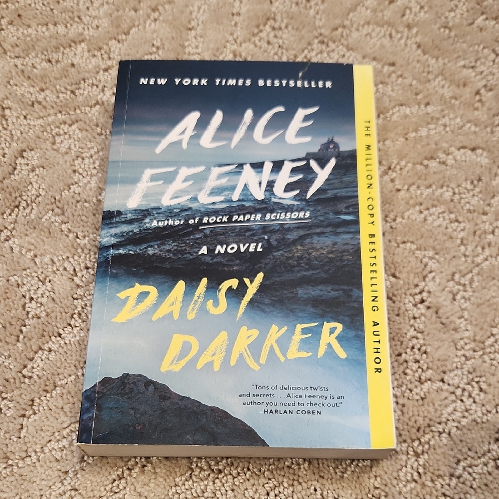 Alice Feeney 'Daisy Darker' Novel